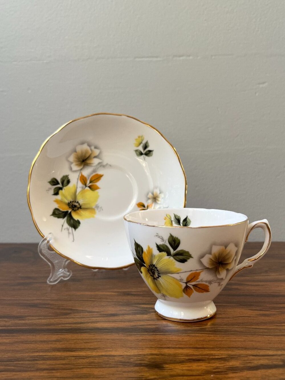 Royal Vale Yellow Floral Teacup and Saucer Set Pattern 8221 Mid-Century English